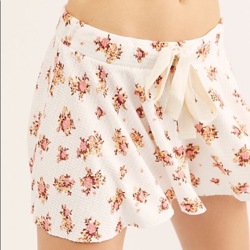 NWT Free People One Of The Girls Printed Shortie